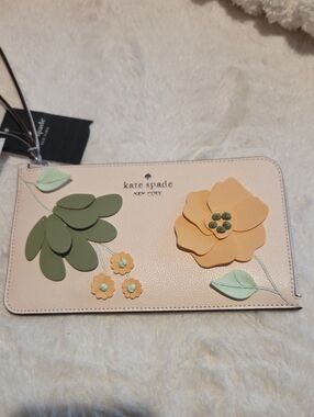 kate spade Lucy Floral Appliqué Wristlet with Green Leaves